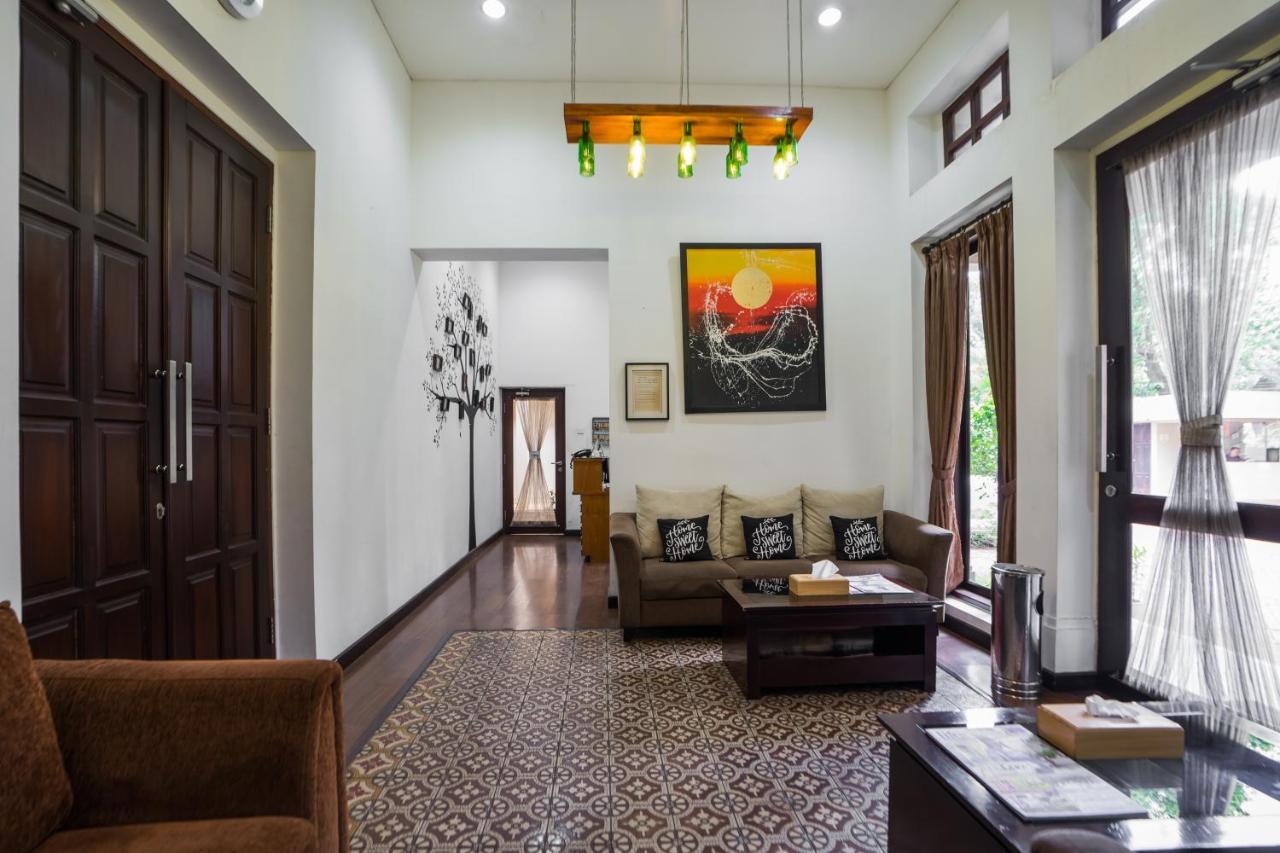 Jambuluwuk Residence Menteng Джакарта Экстерьер фото