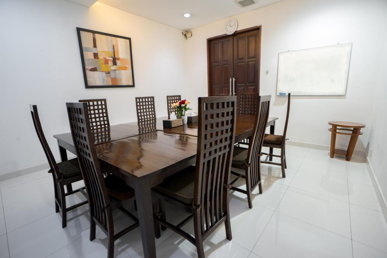 Jambuluwuk Residence Menteng Джакарта Экстерьер фото